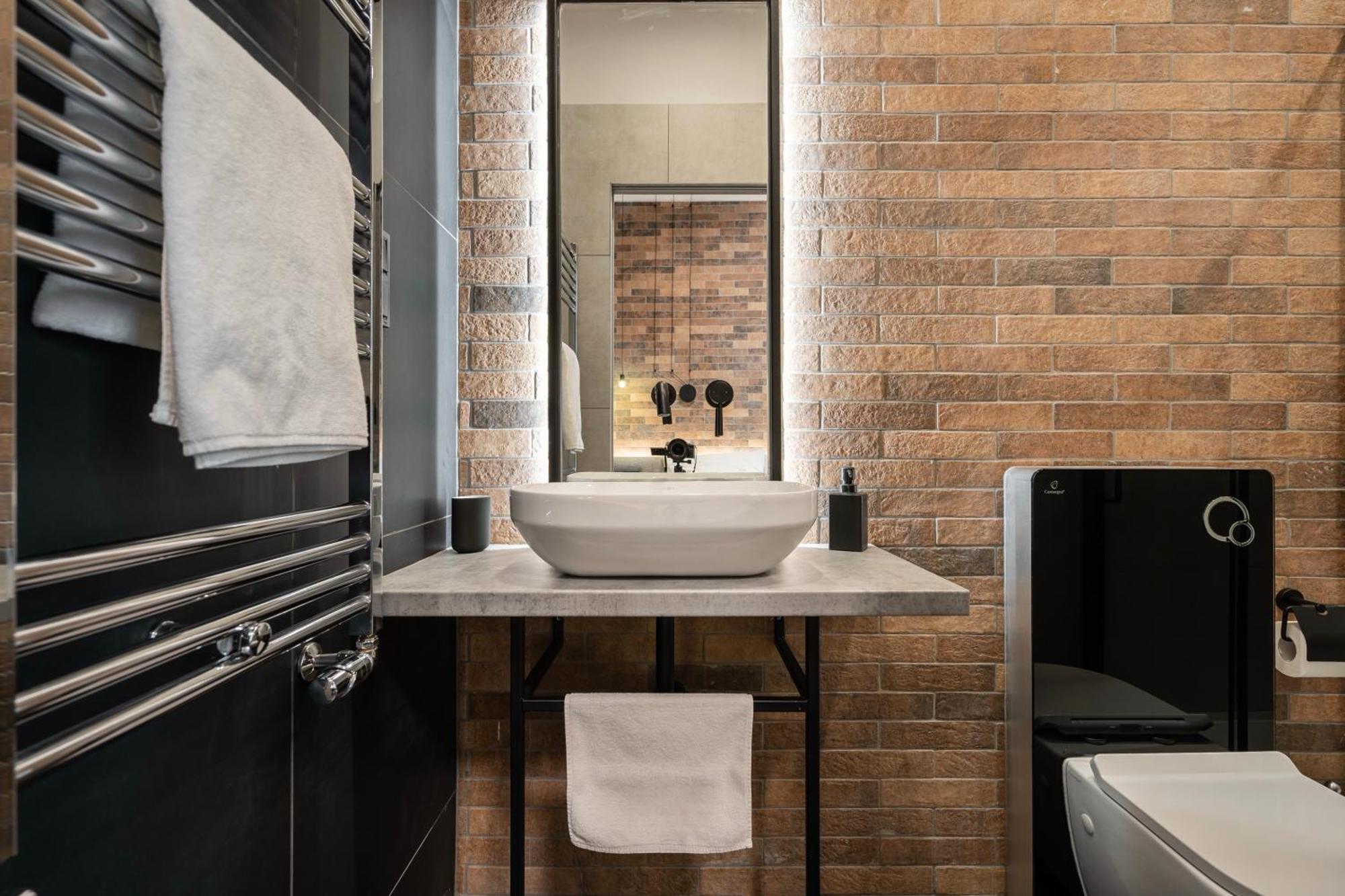 Vaci Loft Suites Budapest Bagian luar foto